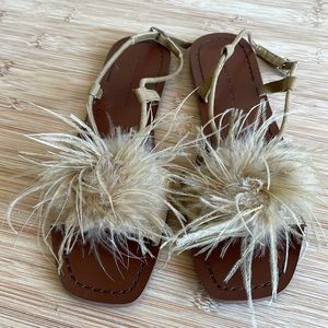 NWOT. Zara flat feather sandals Size 37